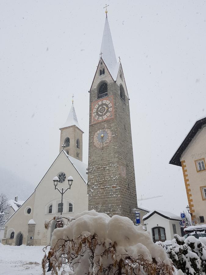 Gasthof Traube San Lorenzo di Sebato Exterior foto